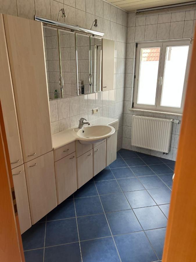 Privatzimmer Im Herzen Von イプホーフェン エクステリア 写真